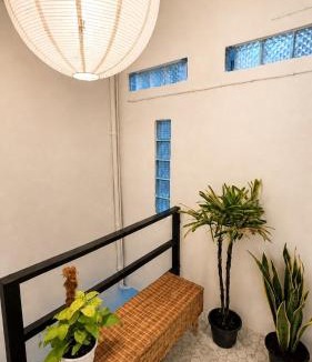 Thanon Phetchaburi Apartment | Spacious Loft near Ratchataewi BTS for 8 pax