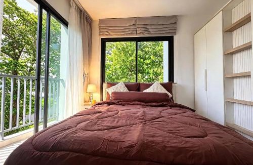 Phuket Apartment | Bright 2BR - Pool, Gym & Rooftop Garden, Phuket Town Center