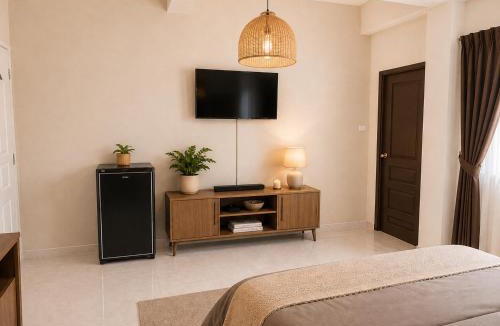 Jomtien Hotel | Soi Five Stay