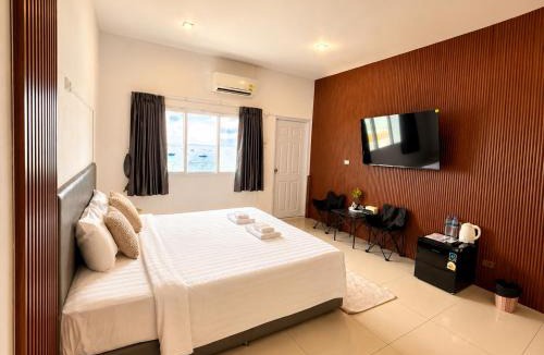 Pattaya Bay Hotel | Holi Pty Spa Hotel