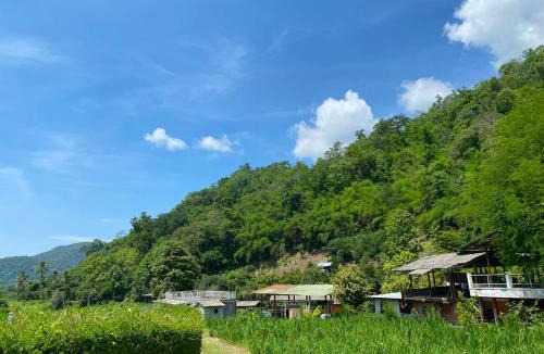 Mae Taeng Villa | ดอยล้อมฟาร์มสเตย์