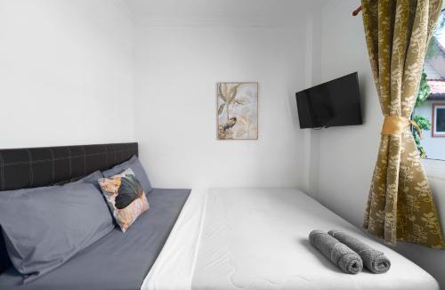 Nai Harn Bed & Breakfast | Passion Nai Harn Guesthouse