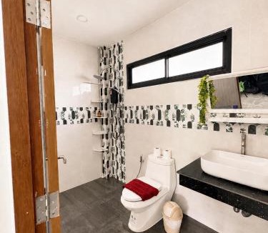 Srithanu House | Solana House - 3mn ZenBeach - Tranquil Garden Retreat - Double King Bed