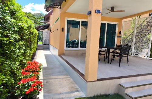 Klong Son Villa | Beach Villa 21D Blue Haven Bay Resort - 4 rooms