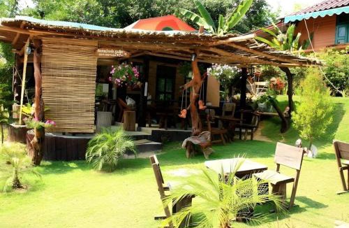 Suan Phueng Resort | Phumalida Resort