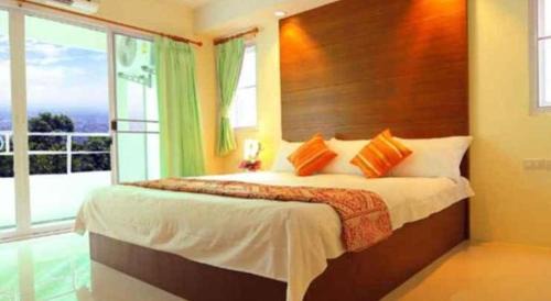 Huay Kaew Hotel | Grand Living Residence
