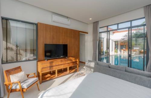 Si Sunthon Villa | Modern 6BR Private Pool Villa