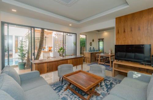 Si Sunthon Villa | Modern 6BR Private Pool Villa
