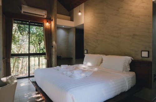 Ban Thalane Ski Chalet | Loy Valley