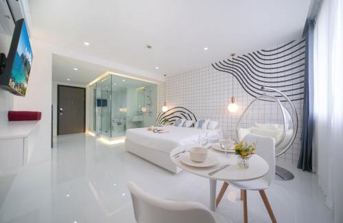 Nai Harn Apartment | NEW! Utopia Dream Studio M611-pool, gym, beaches