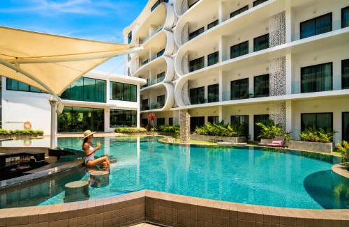 Nai Harn Apartment | NEW! Utopia Dream Studio M611-pool, gym, beaches