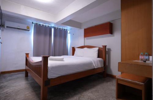 Chana Songkhram Apartment | Go inn khaosan - โกอินน์ ข้าวสาร