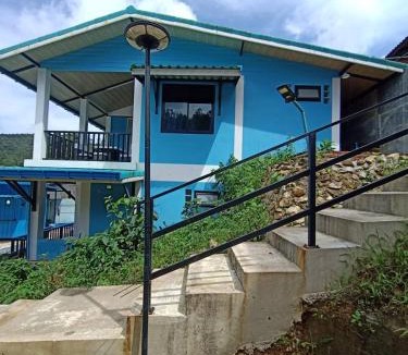 Thong Pha Phum House | My home Family ตึกแจ่มฟ้า