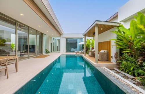 Sa Khu Villa | Tropical Oasis with Pool in Phuket's Heart