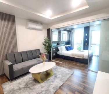 Khanna Yao Apartment | Modern 1BR near Chocolate Ville Park EXO