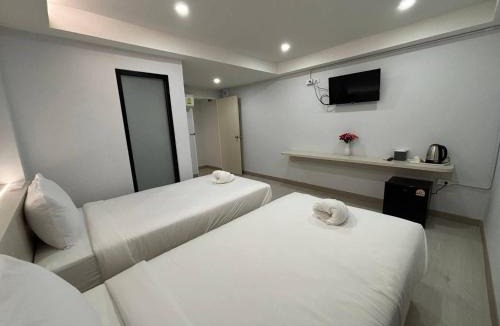 Ban Puek Hotel | โรงแรมพาราไดซ์อินน์
