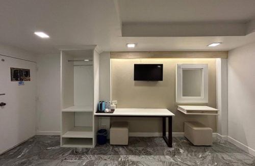 Ban Puek Hotel | โรงแรมพาราไดซ์อินน์