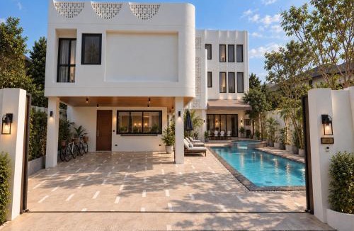 San Sai Villa | Lanna Luxe Pool Villa Chiang Mai