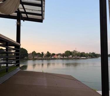 Ratchaburi House | Homestays in Thailand
