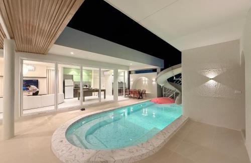 Pak Nam Pran Villa | Lively Holiday Home at Leleaf Sea Beach Pool Villa with Slider Near Beach