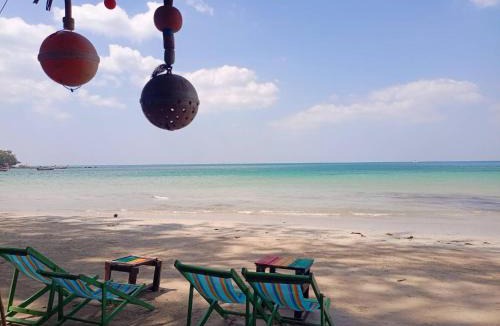 Ko Lanta Hostel | Castaway bed & bar , Koh Lanta