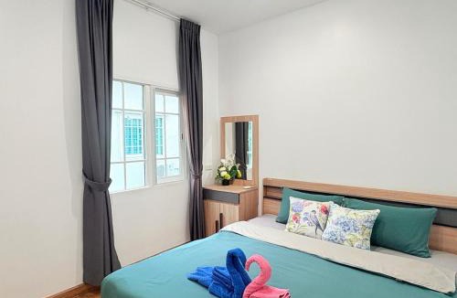 Chiang Mai Villa | Modern House 3BR at The Golden Town-Ruamchock Plaza Chiang Mai