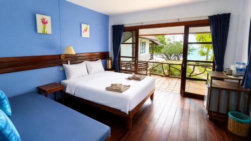 Wok Tum Resort | Sea Scene Resort