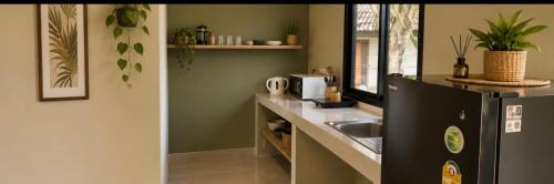 Haad Pleayleam Villa | Sun Rock bungalow