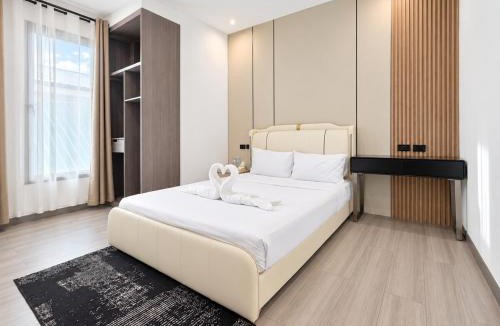 South Pattaya Villa | Luxury 5BR Pool Villa KTV&BBQ Near Walking Street
