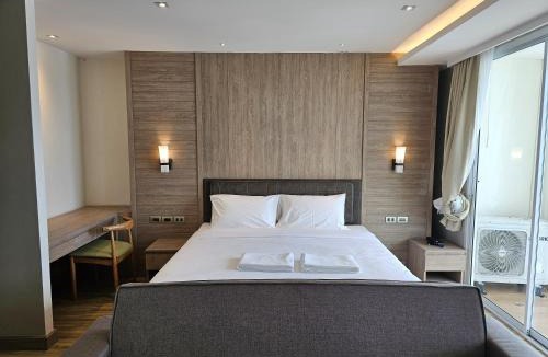 Huai Yai Hotel | Wyatt Journey Hotel Pattaya Sai 3 Road