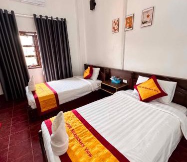 Vang Vieng Hotel | Jungle Backpackers Mountain View