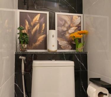 Khlong Ton Sai Apartment | Free Airport Pick Up ! 12th Floor Cozy Studio Room, 5 mins walk to IconSiam & BTS