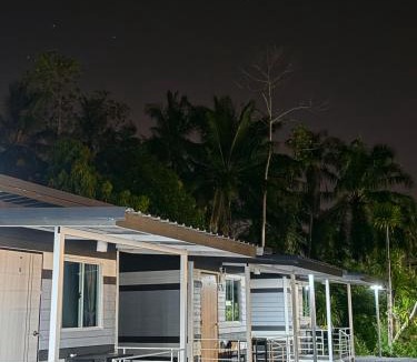 Ao Nang Ski Chalet | Cloud Bed Ao nang - Comfort bed, high speed wifi,Quiet&Cozy vibe