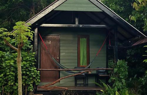 Khong Koi Beach Apartment | Green Garden Bungalow Resort