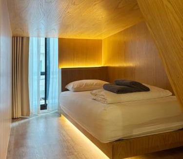 Thanon Phetchaburi Hostel | Monomer Hostel Bangkok