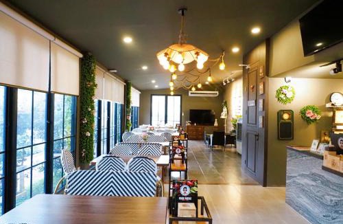 Tak Hotel | Phuping Valley Resort