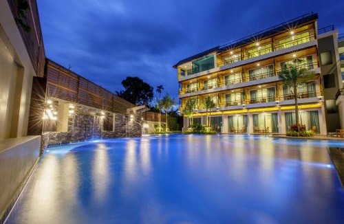 Rawai Hotel | Aqua Resort Phuket - Near Beach and Chalong Pier