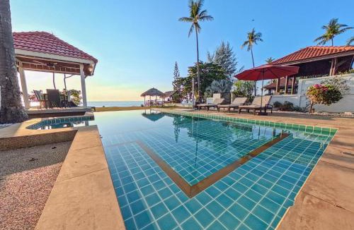 Ko Lanta Villa | Beachfront! 3 Bedrooms - Malee Beach Villa E7