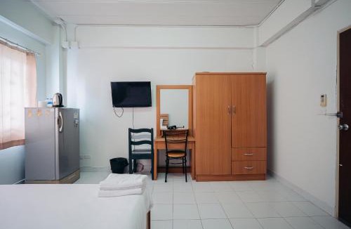 Saen Suk Apartment | U Room Bangsaen