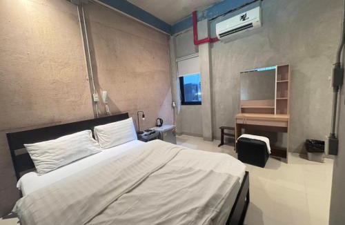Yan Nawa Hotel | Jasaen Stylish Hotel