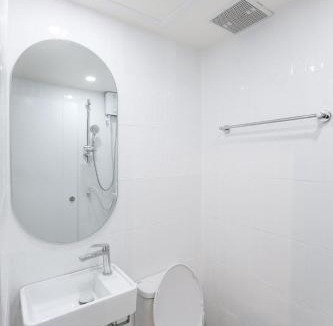 Samphanthawong Apartment | Rustic Cabin Flat at China Town 2min walk to MRT