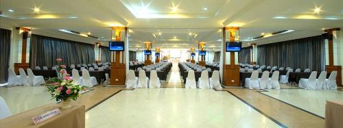 Kamphaeng Phet Hotel | Chakungrao Riverview Hotel