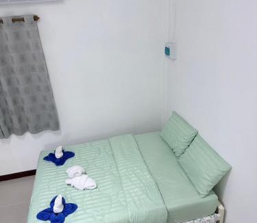 Kamphaeng Saen House | บ้านสวนชมจันทร์ กำแพงแสน