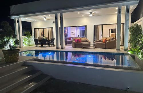 Hua Thanon Villa | AVANA Villa