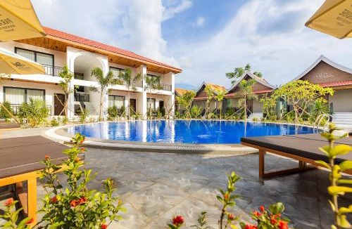 Vang Vieng Resort | Sunset Mountain View Resort