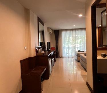 North Pattaya Hotel | Windmill Resort Hotel Pattaya