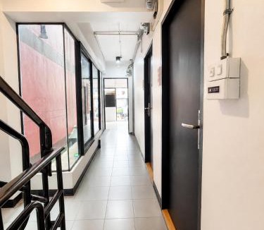 Ratchadaphisek Hotel | Sukhum Ratchada Sutthisan