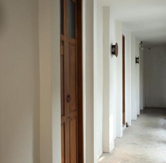 San Chao Pho Suea Bed & Breakfast | Neighbor Phuthon