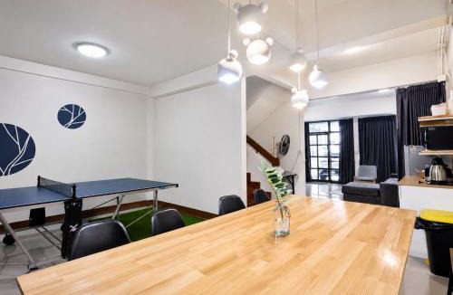 Huay Kaew Apartment | Blue Theatre Near Nimmanhaemin Road and Old City