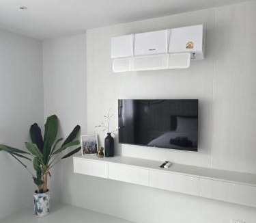 Nai Harn Apartment | Bright Studio, Utopia Nai Harn